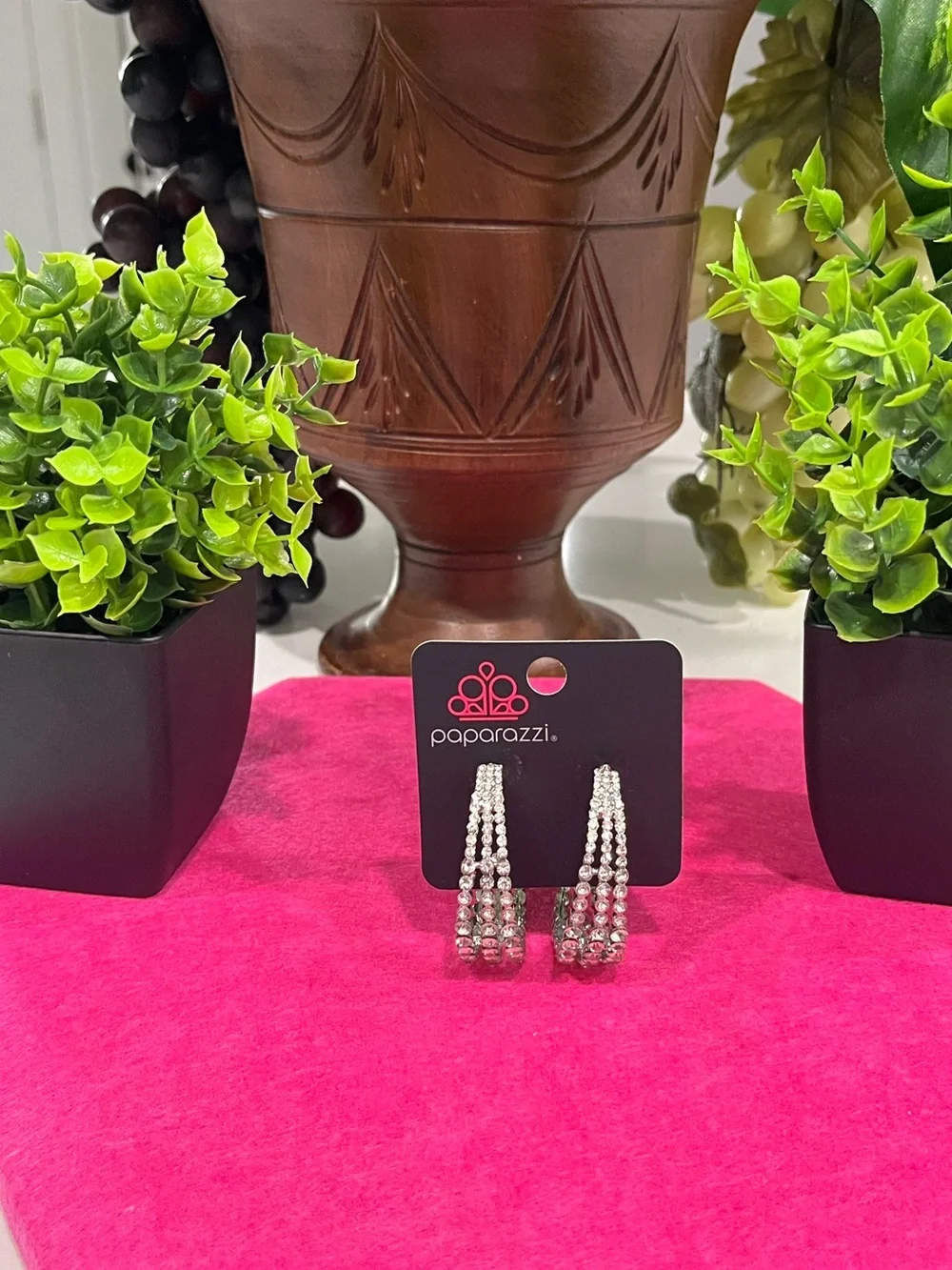 Paparazzi Silver Crystal Drop Earrings - Silver (bling)